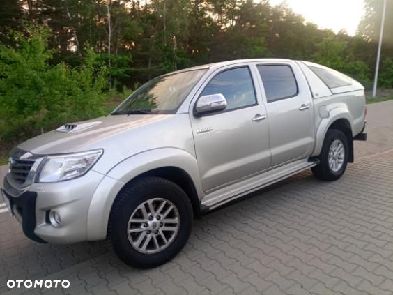 Toyota Hilux 3.0 D-4D SR5 - 3