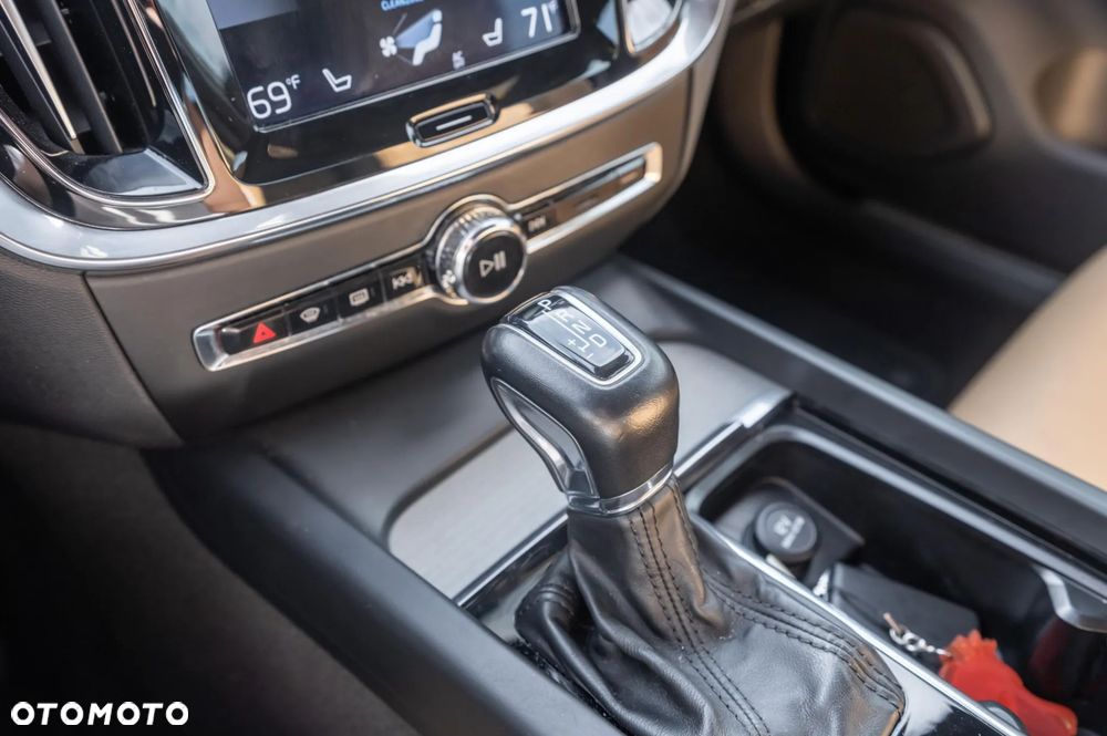 Volvo S60 T6 AWD Inscription - 29