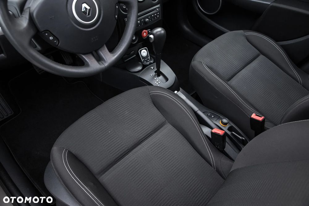 Renault Clio 1.6 16V Dynamique - 18