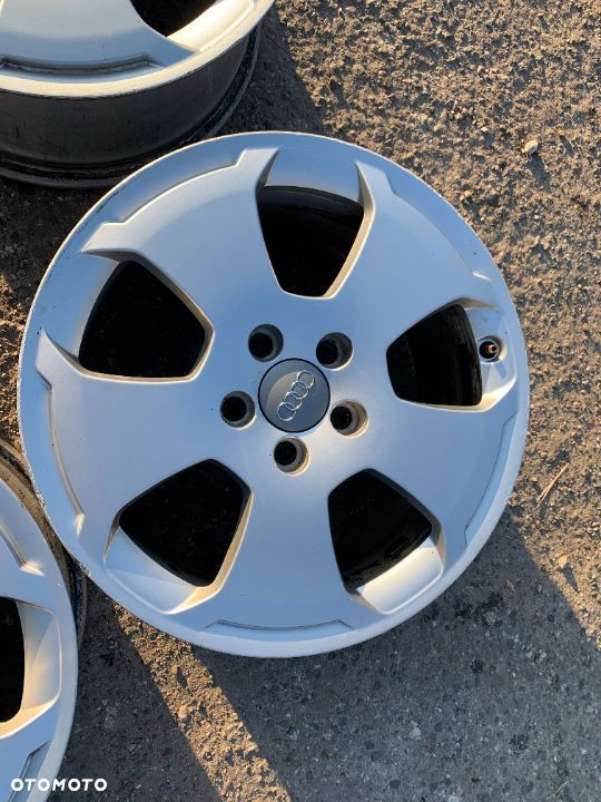 5x112 Felgi Aluminiowe Audi 7,5jx17 17" ET50 - 4