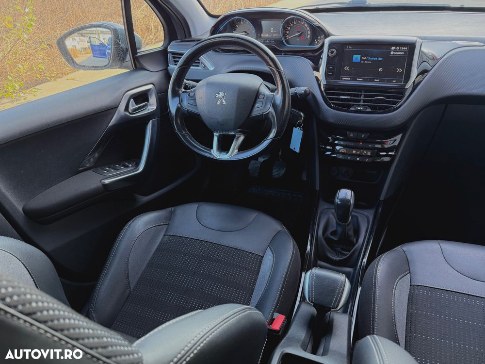 Peugeot 2008 PureTech 110 Stop&Start Allure - 10