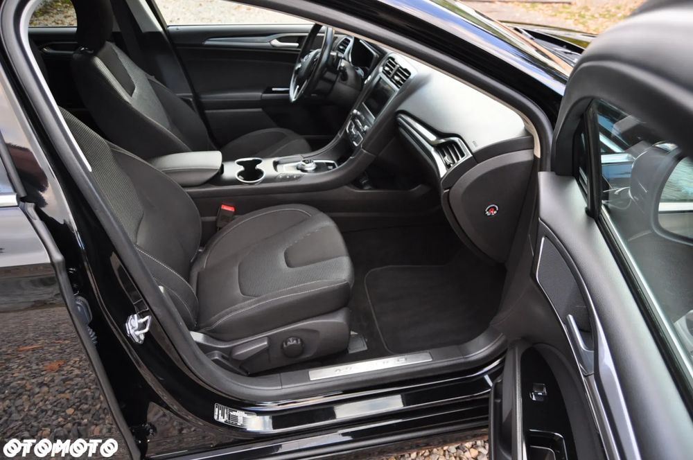 Ford Mondeo 2.0 EcoBlue Titanium - 10