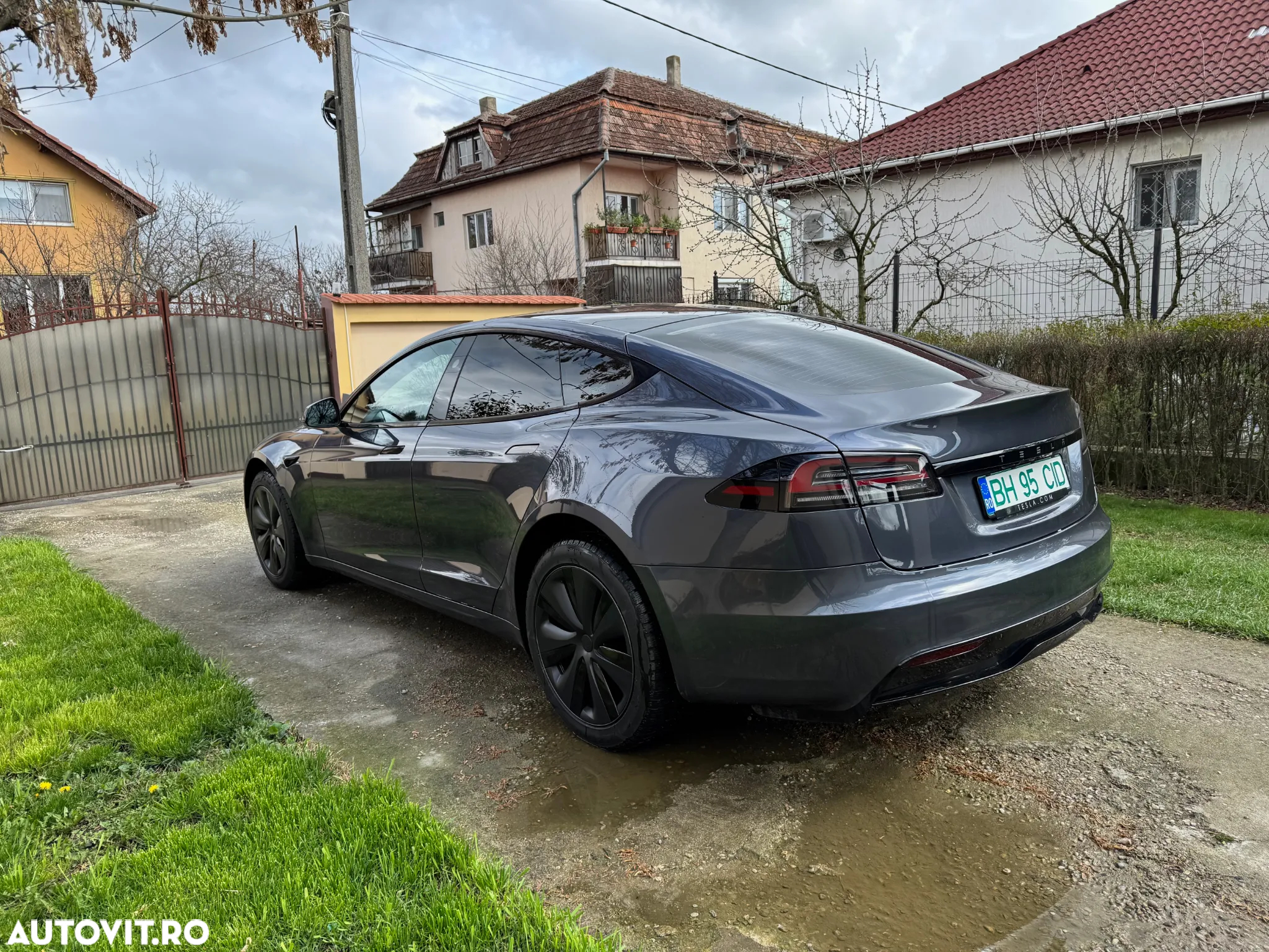 Tesla Model S Long Range - 4
