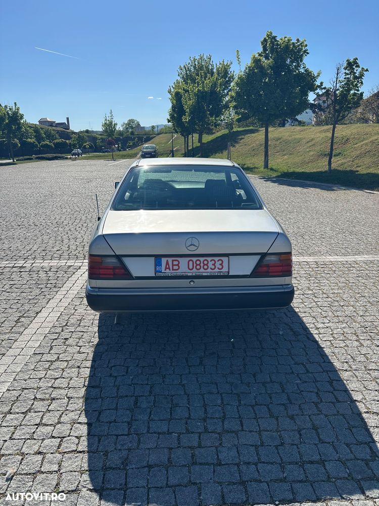 Mercedes-Benz W124 - 5