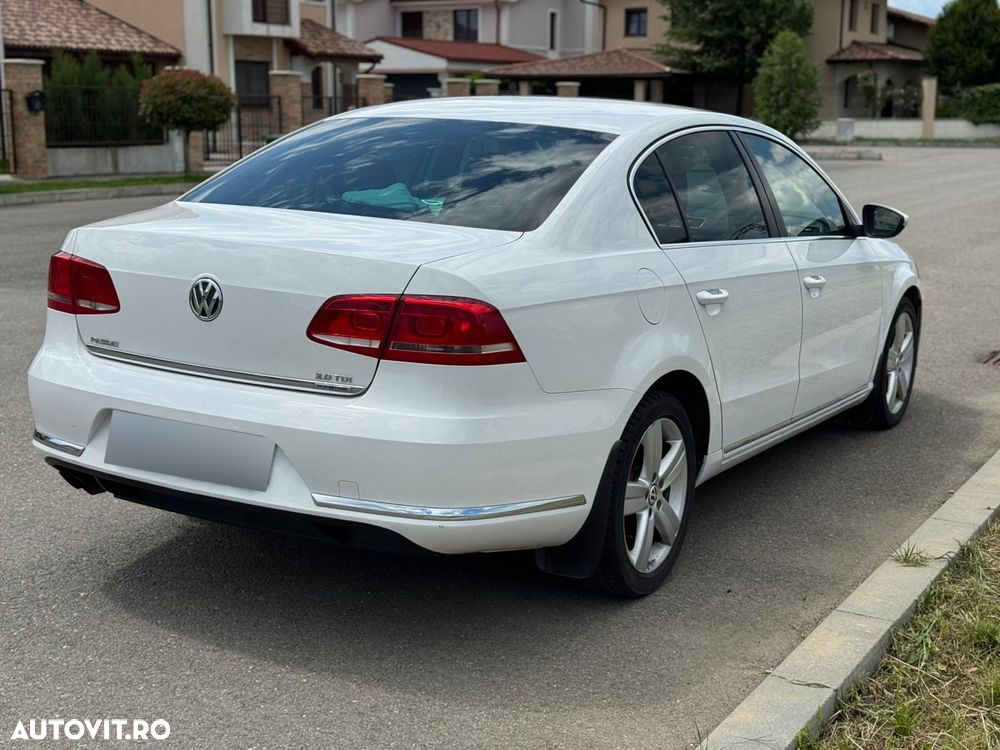 Volkswagen Passat 2.0 Blue TDI SCR Highline - 3