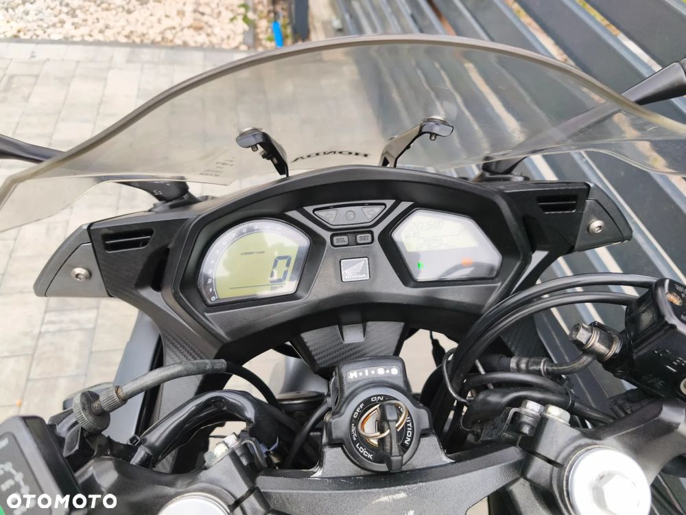 Honda CBR - 14