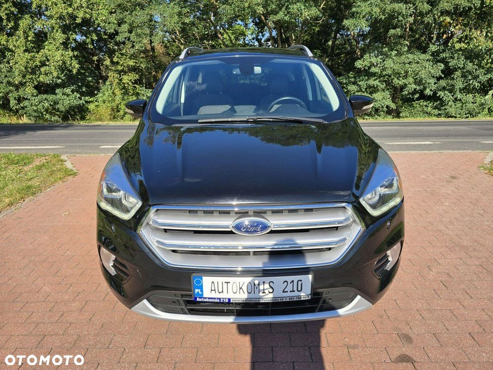 Ford Kuga - 12