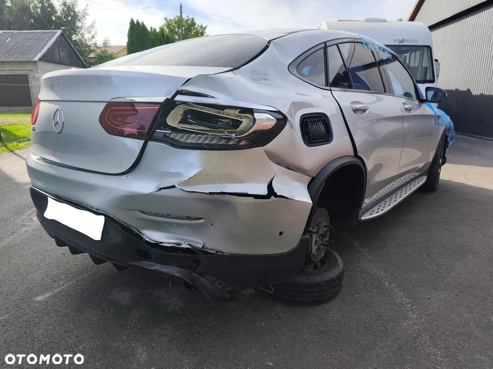 Mercedes-Benz GLC - 6