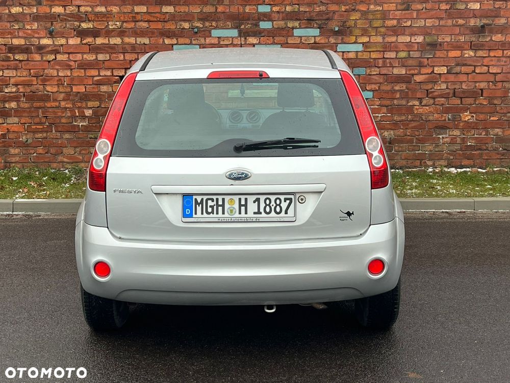 Ford Fiesta - 9