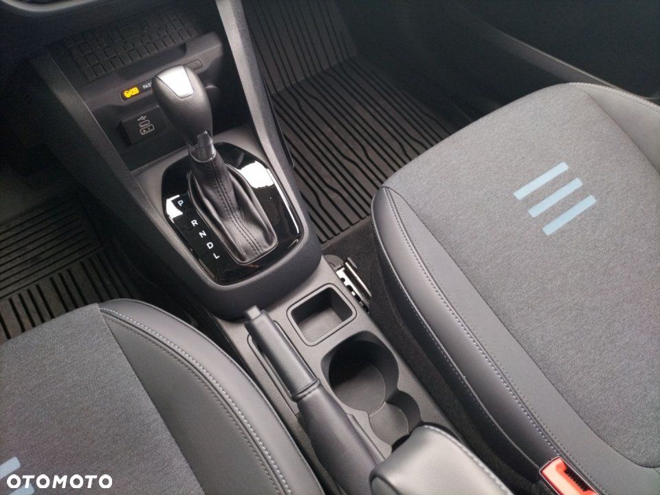 Ford Tourneo Courier - 16