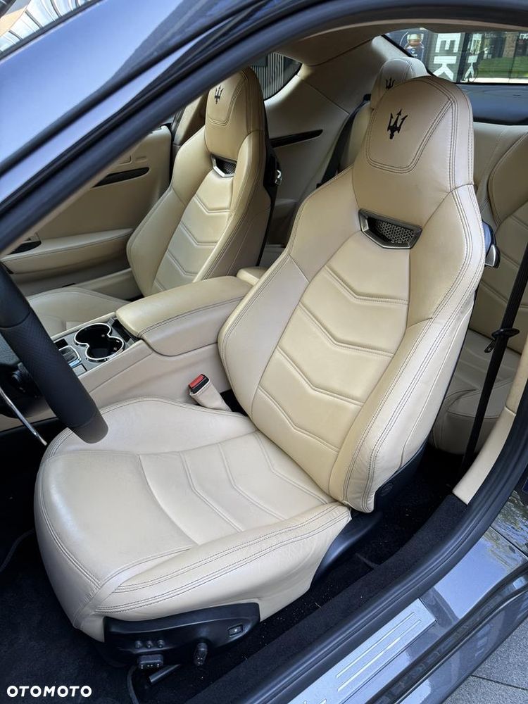 Maserati GranTurismo S Automatik - 9