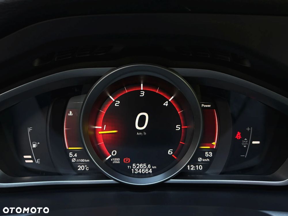 Volvo V40 Cross Country D2 Momentum - 22