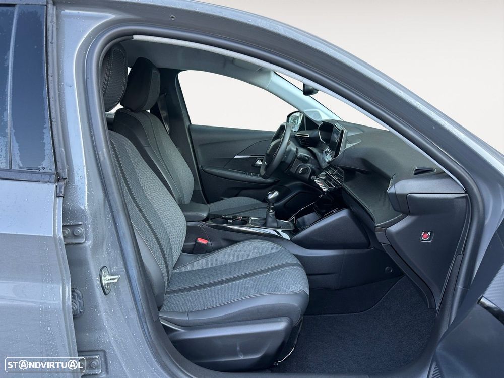 Peugeot 208 1.2 PureTech Allure - 15