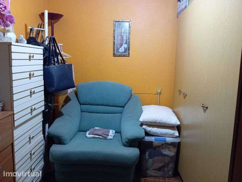 Vendo moradia , propriedade privada com vedação total - Grande imagem: 3/12