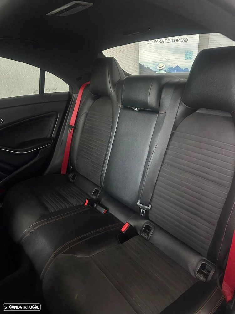 Mercedes-Benz CLA 45 AMG - 10