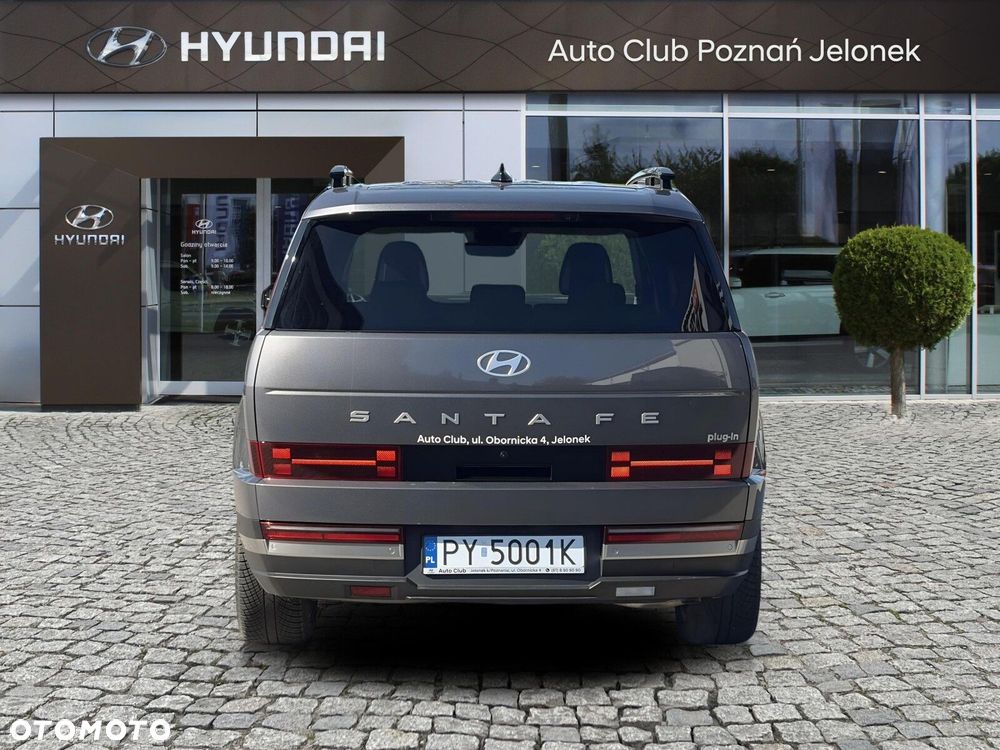 Hyundai Santa Fe - 4