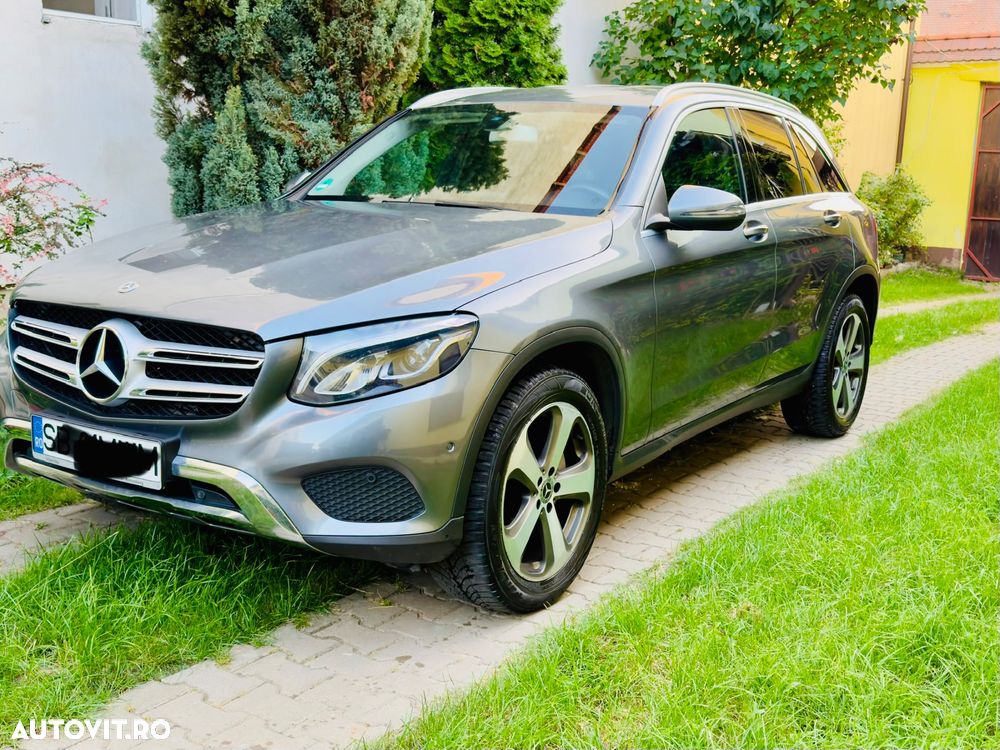 Mercedes-Benz GLC - 1