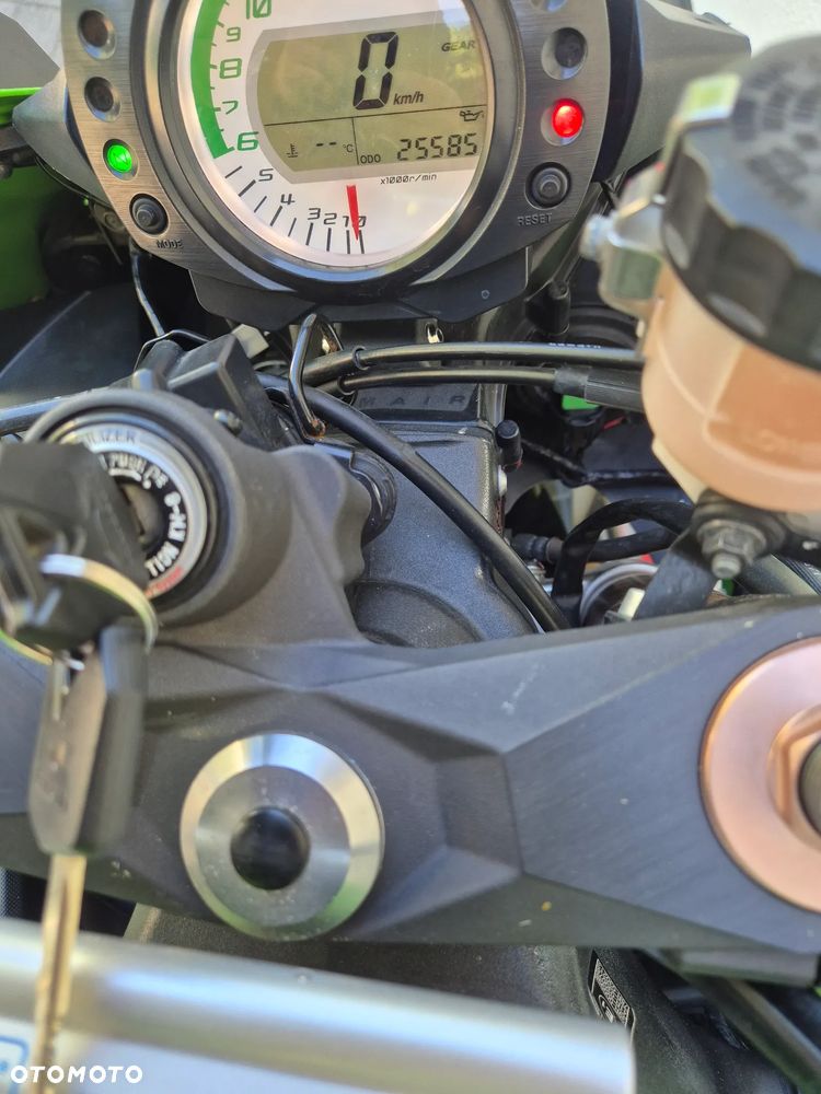 Kawasaki ZX - 9
