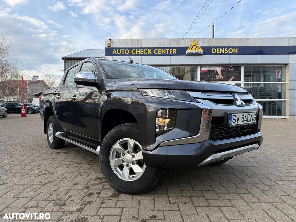 Mitsubishi L200 Double Cab 2.2 DI-D M/T Intense - 6