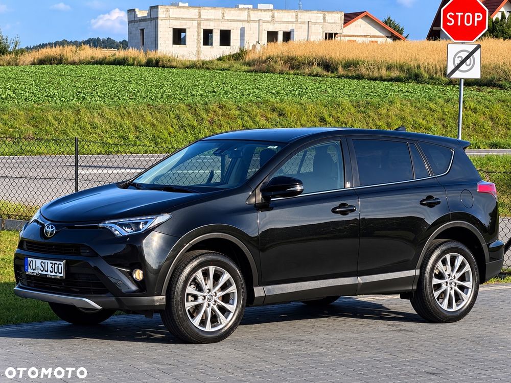 Toyota RAV4 2.0 4x4 Start&Stop Team Deutschland - 8