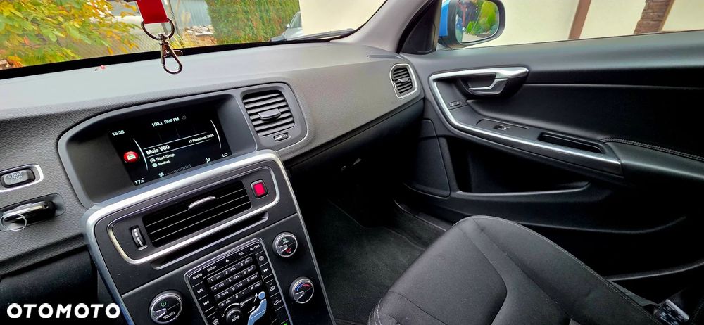 Volvo V60 D3 Kinetic - 8