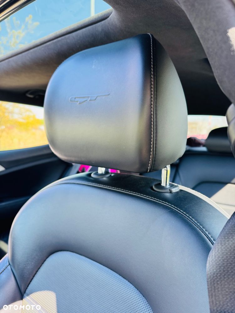 Kia Stinger 3.3 T-GDI V6 GT AWD - 26