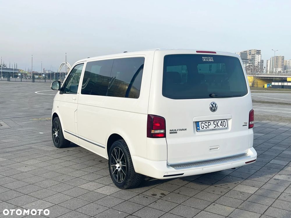 Volkswagen Multivan - 6