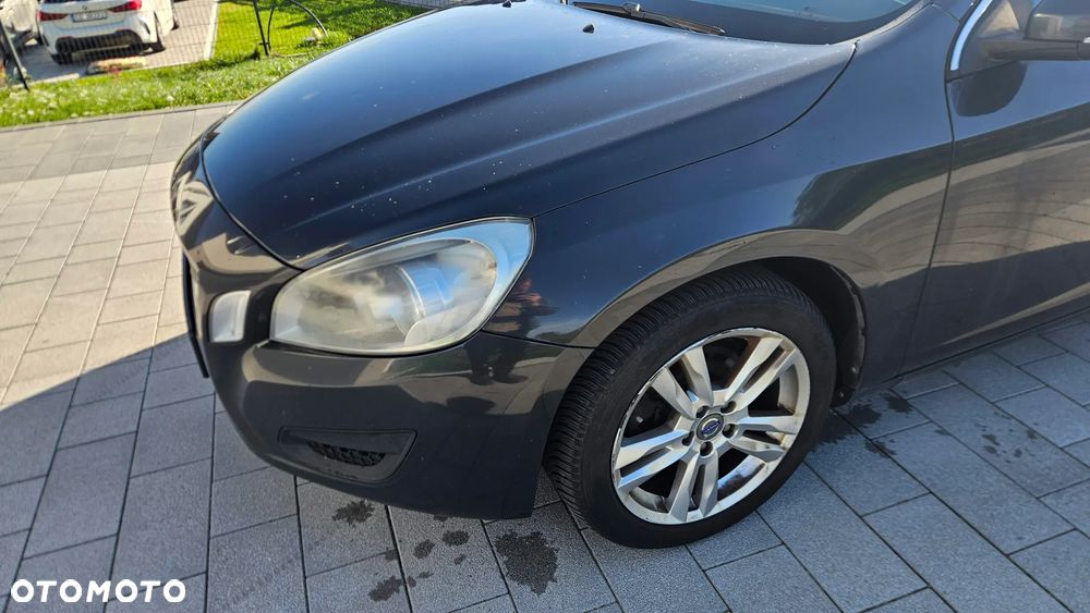 Volvo V60 D3 Geartronic Momentum - 34