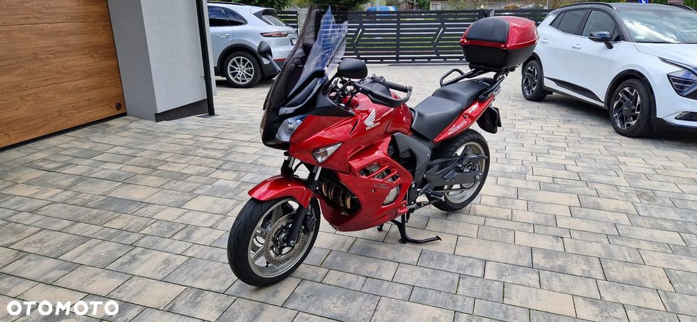 Honda CBF - 3