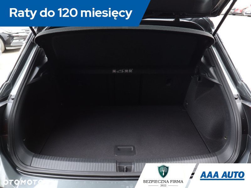 Volkswagen T-Roc - 16