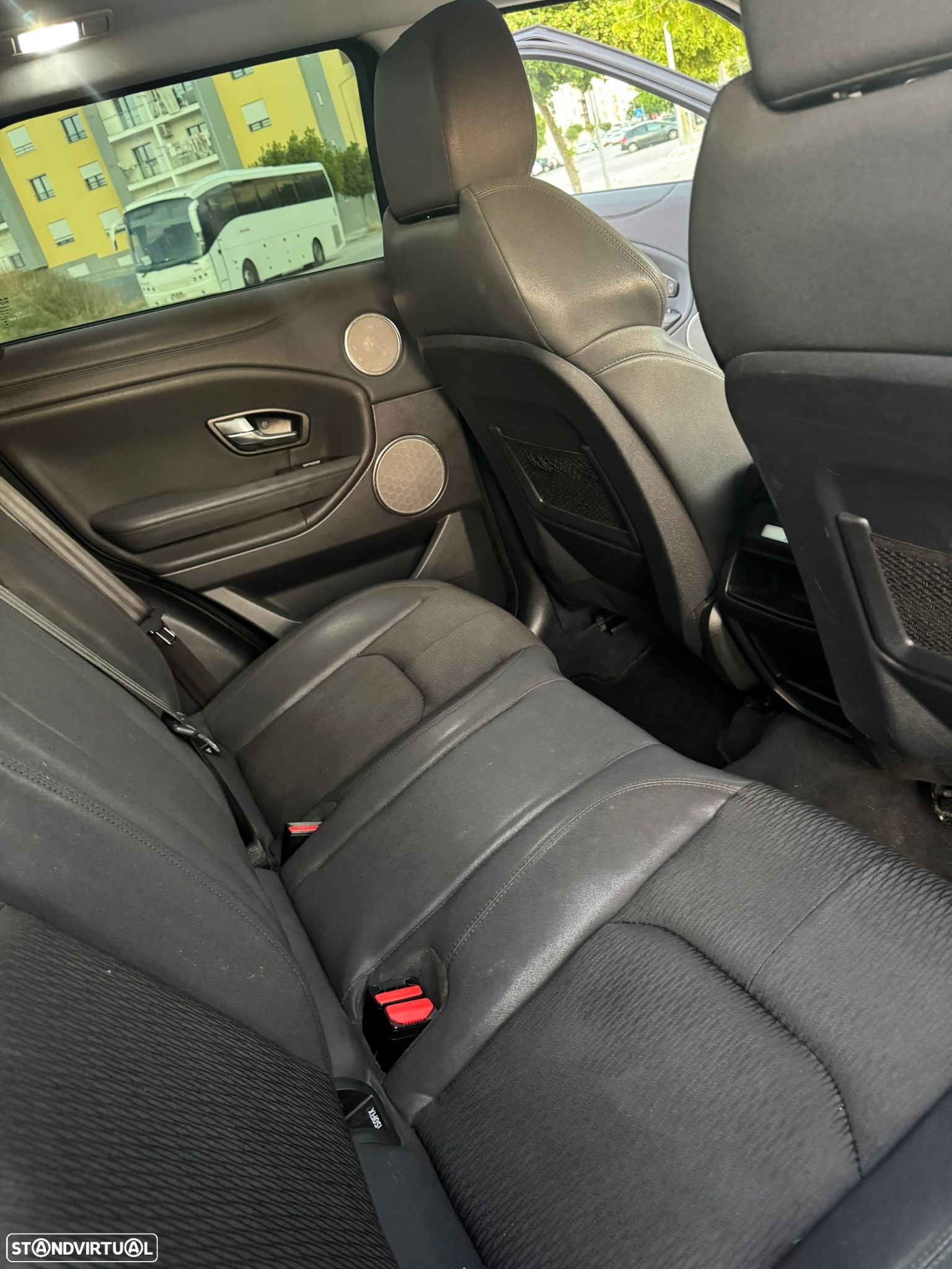 Land Rover Range Rover Evoque 2.0 TD4 Pure - 8