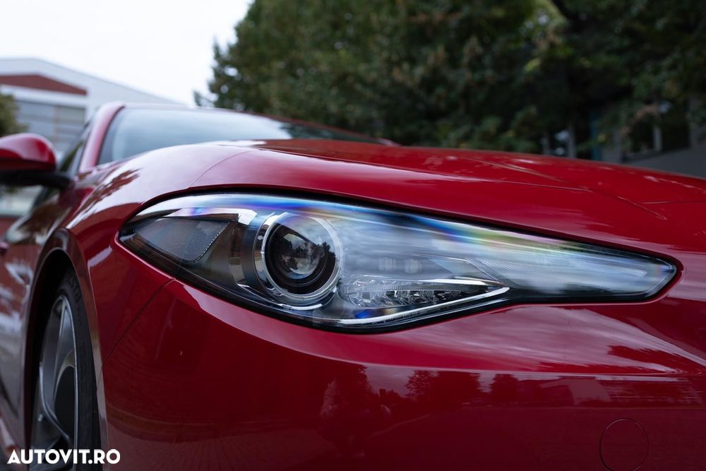 Alfa Romeo Giulia 2.0 Turbo 16V AT8 Veloce - 5