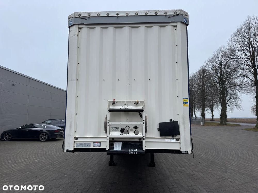 Krone SD Firanka Certyfikat XL, Dach podnoszony - 4