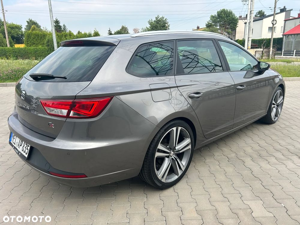 Seat Leon 2.0 TDI DPF Ecomotive FR - 11