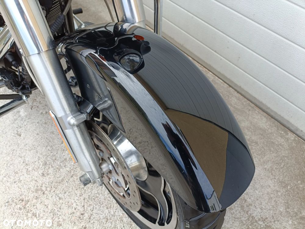 Harley-Davidson Touring Street Glide - 13