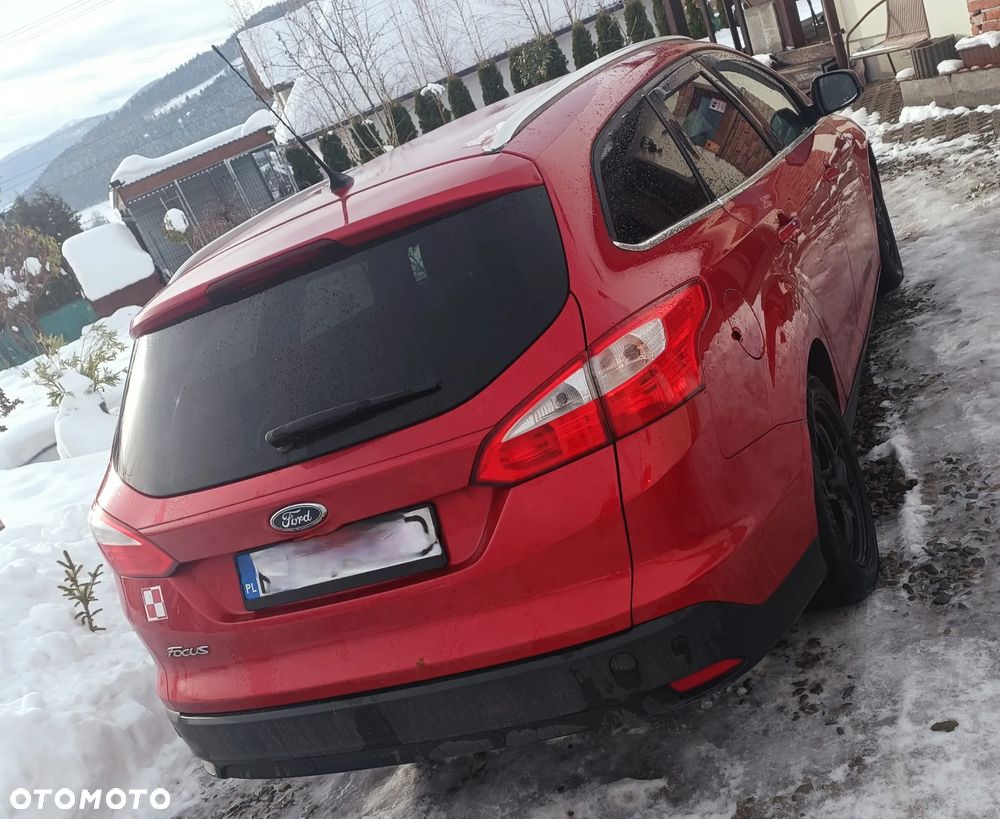 Ford Focus SW 1.6 TDCi DPF Champions Edition - 4