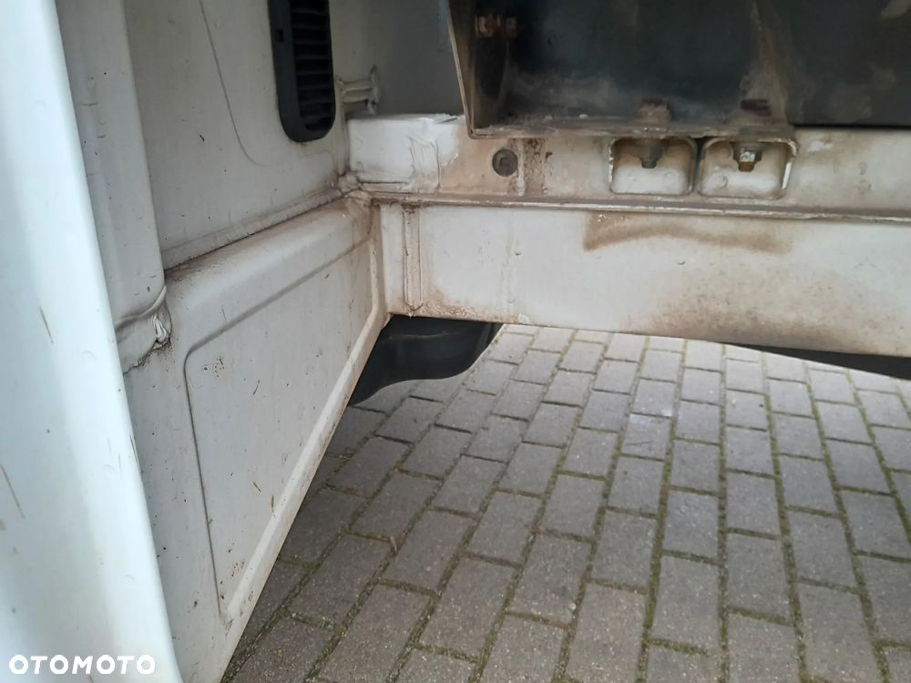 Mercedes-Benz Sprinter - 34
