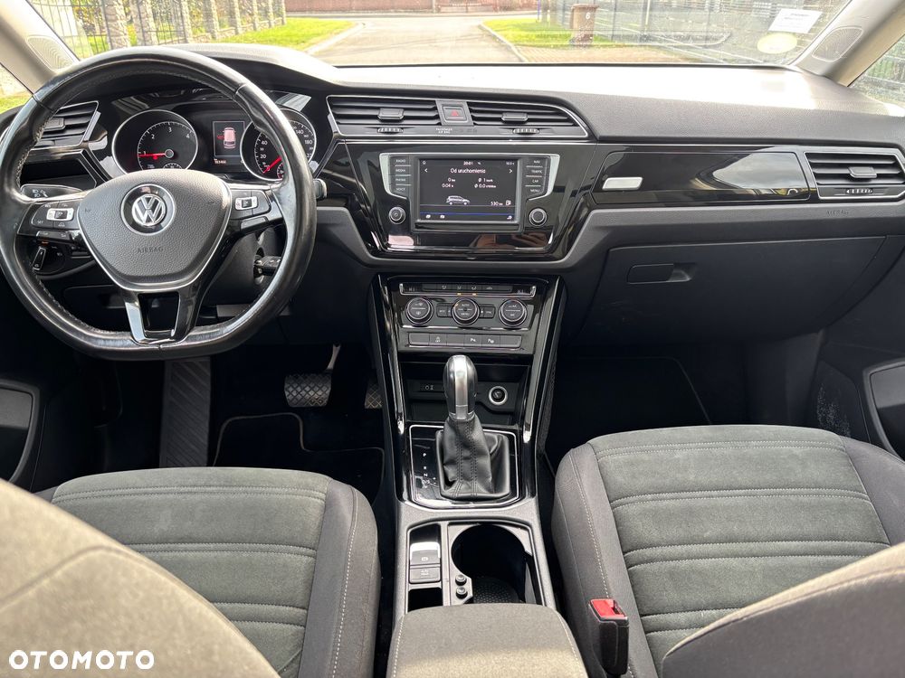 Volkswagen Touran 2.0 TDI SCR DSG Comfortline - 12