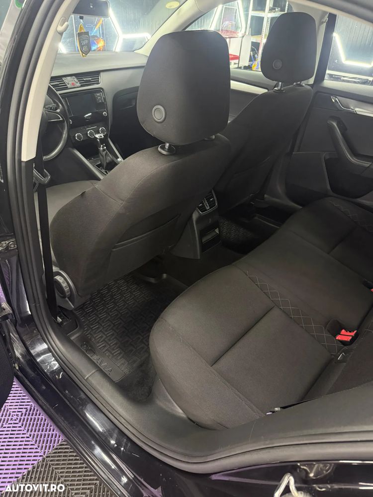 Skoda Octavia 1.6 TDI Style - 25