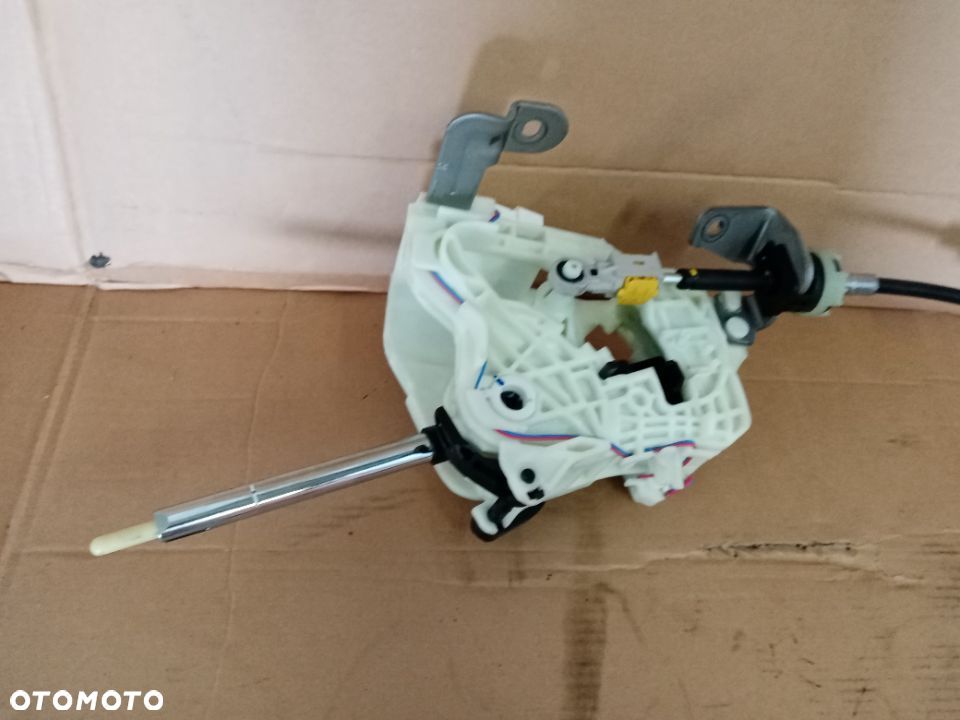 Wybierak lewarek biegów linka Renault Trafic III Vivaro B 1011069R 349358427R - 3