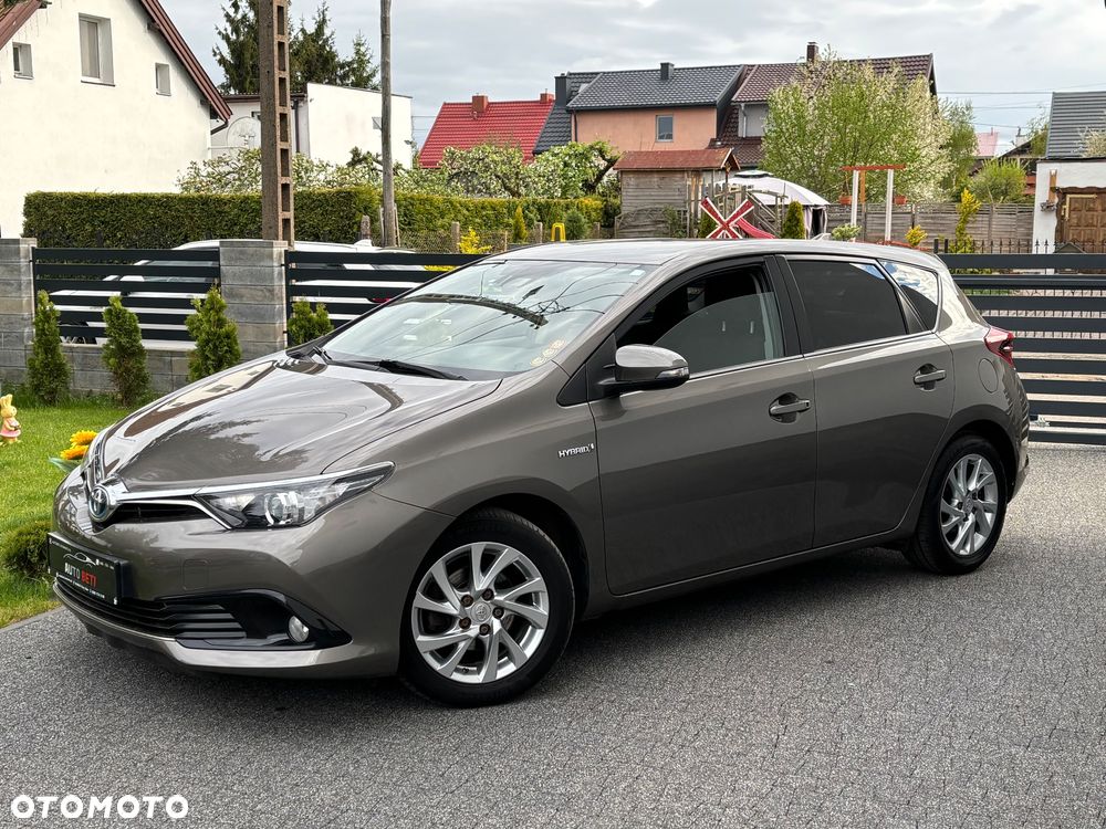 Toyota Auris 1.8 HSD Prestige NAVI - 12