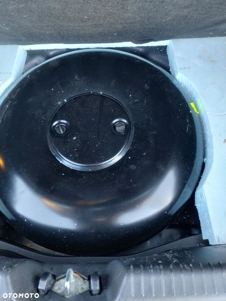 Hyundai i30 1.6 Classic - 11