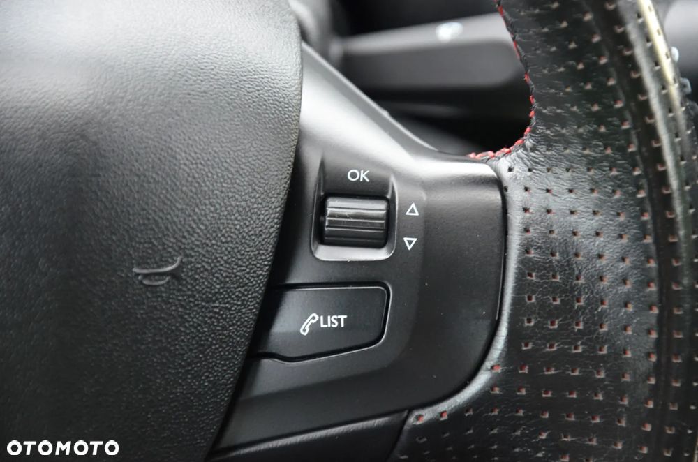 Peugeot 208 165 THP Stop & Start Allure - 27