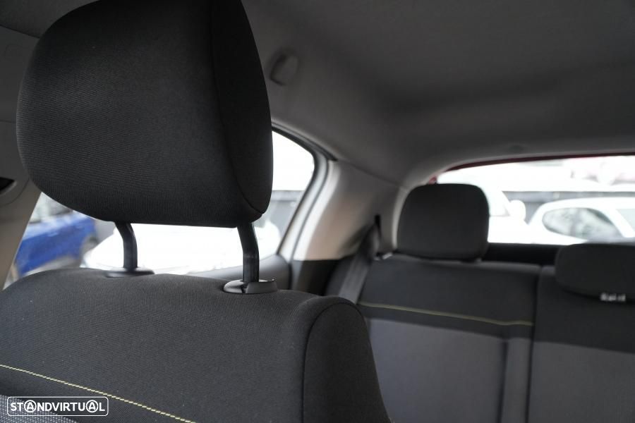 Citroën C3 1.2 PureTech Shine - 14