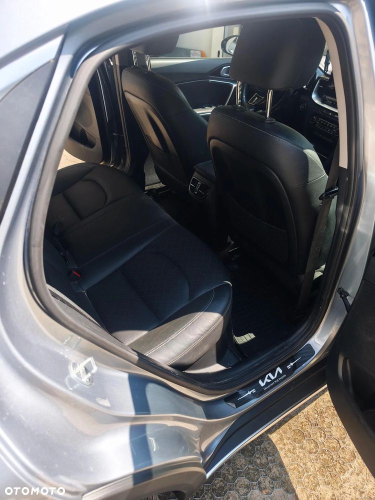 Kia XCeed 1.6 GDI PHEV L Business Line DCT - 13
