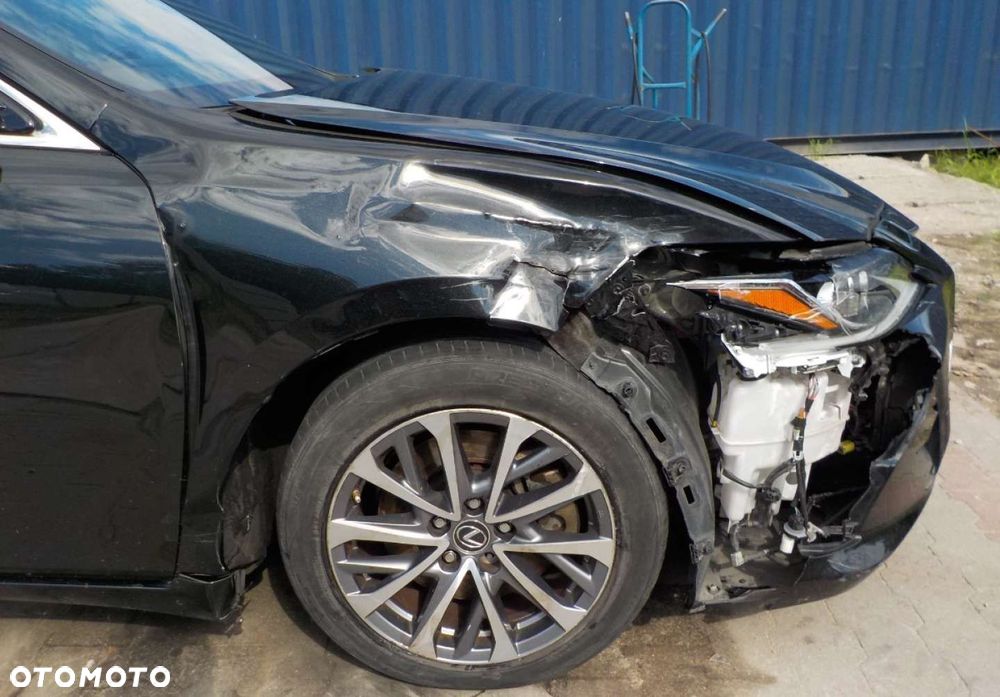 Lexus ES - 17