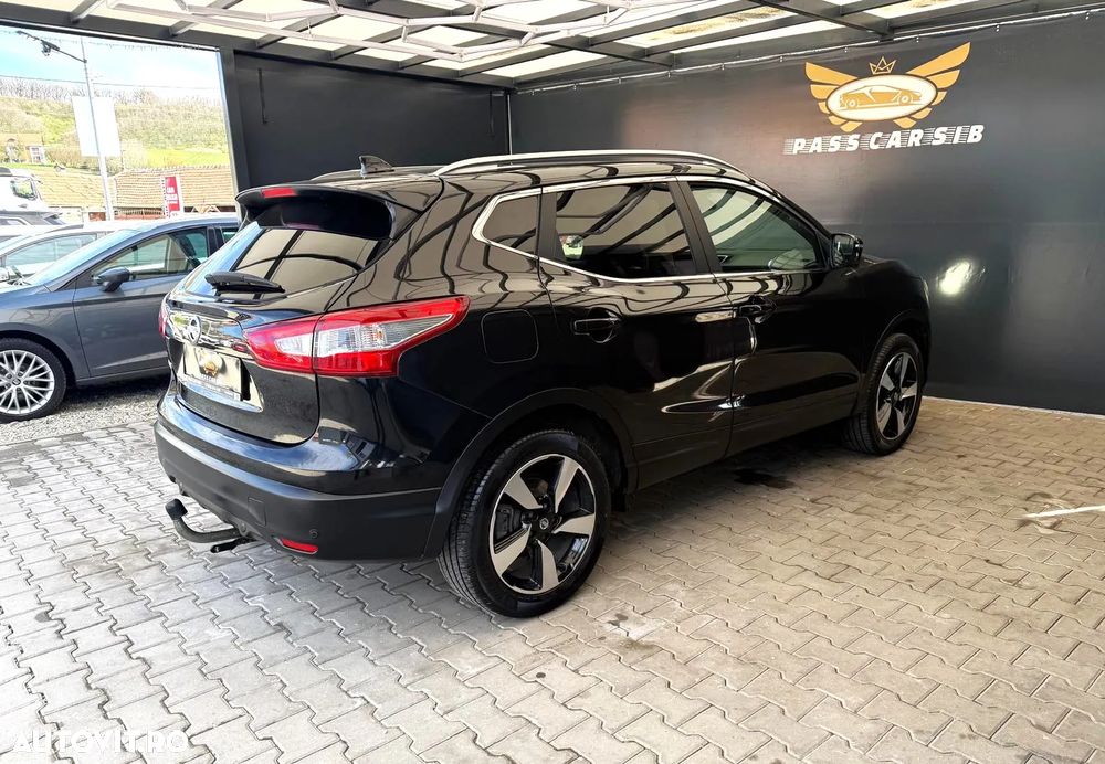 Nissan Qashqai 1.6 DCI TEKNA - 4