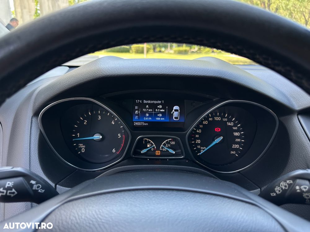 Ford Focus 1.5 TDCi ST-Line - 25