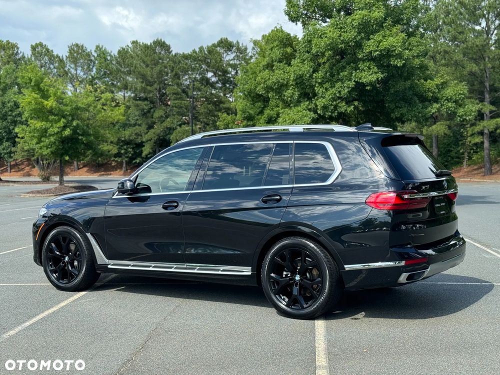 BMW X7 xDrive40i - 7