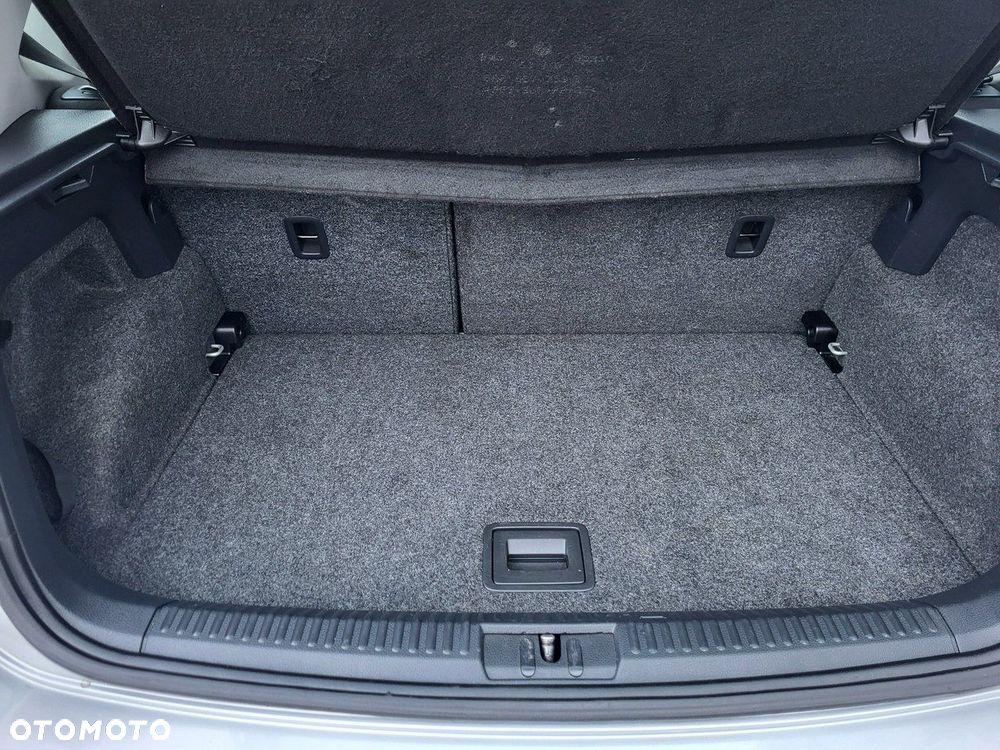 Volkswagen Polo - 34